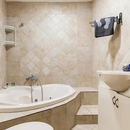 Al-Razi Residency Apartment Dāliyat el Karmil Exterior photo